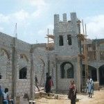 Πρόσοψη του ιεραποστολικού κέντρου στο Αμπιτζάν της Ακτής Ελεφαντοστού Πρόσοψη του ιεραποστολικού κέντρου στο Αμπιτζάν της Ακτής Ελεφαντοστού