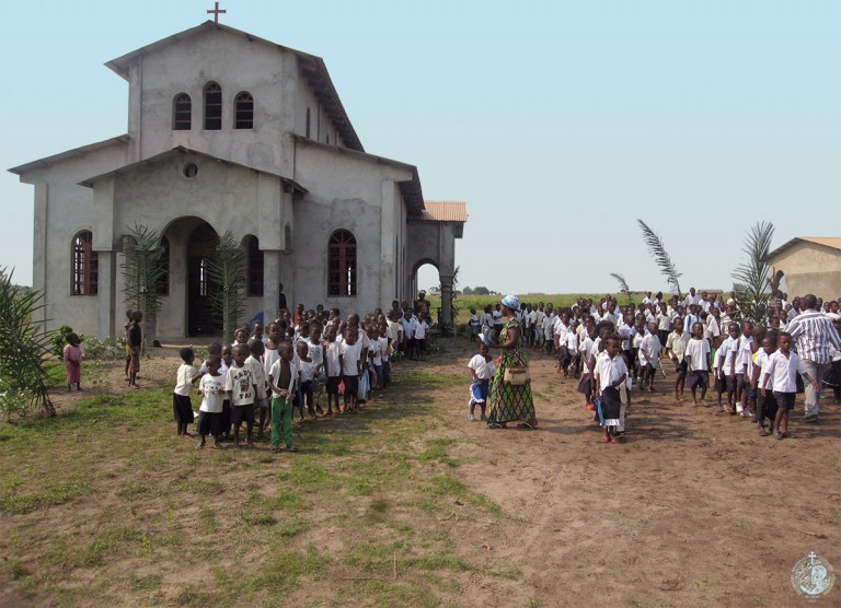 Ο Ι.Ν Ευαγγελισμού της Θεοτόκου και το σχολείο μας στο Gungu