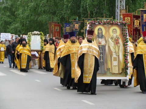 Cross_Procession_in_Novosibirsk_04