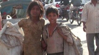 Παιδιά στους δρόμους της Καλκούτας