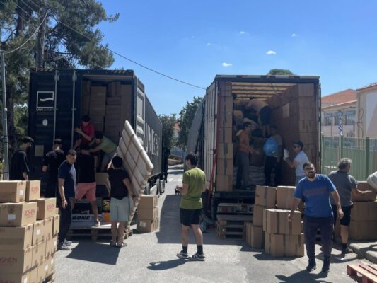 Σύμπραξη για την αποστολή 30 τόνων ανθρωπιστικής βοήθειας σε Κονγκό και Βουλγαρία